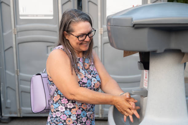 Best Local porta potty services  in Lyndon, KS
